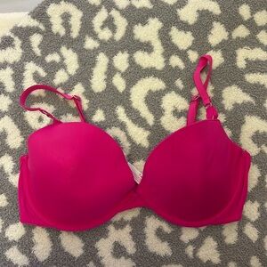 Victoria Secret PINK T-Shirt Demi bra 36D pink